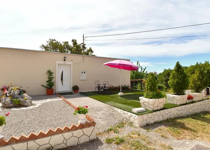 Vacation Vesna Holiday home *
